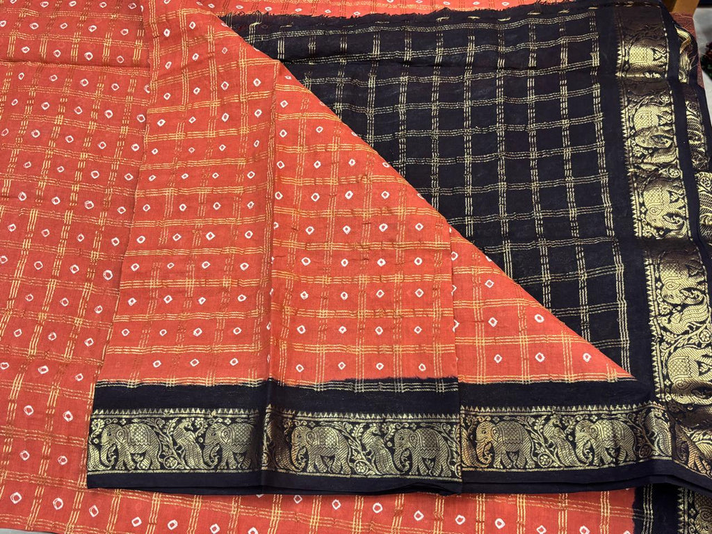 Handloom Saree with Kaikattu Design - Orange