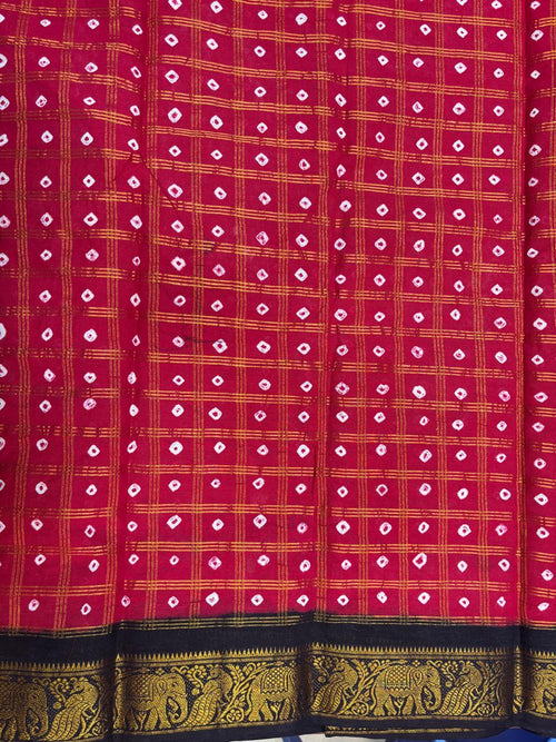 Handknot Saree with Kaikattu Design - Red